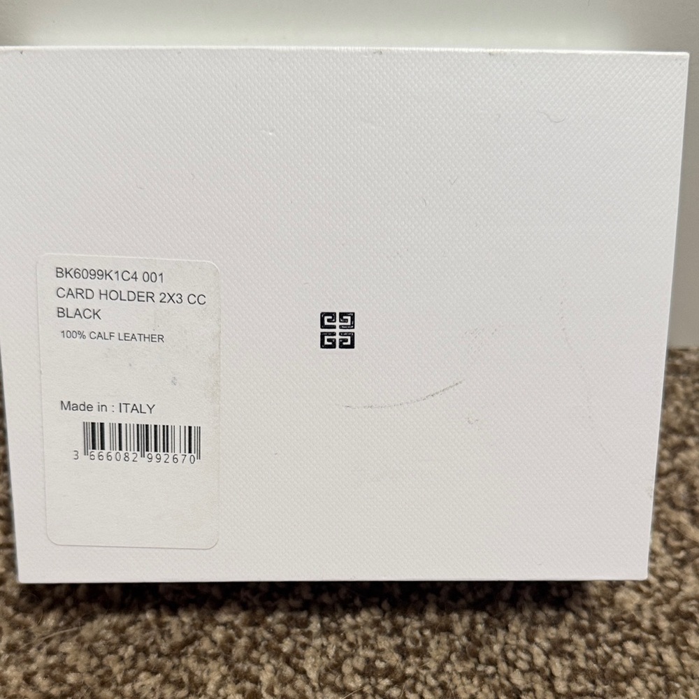 Givenchy Black and White Card Holder - Picture 9 of 9